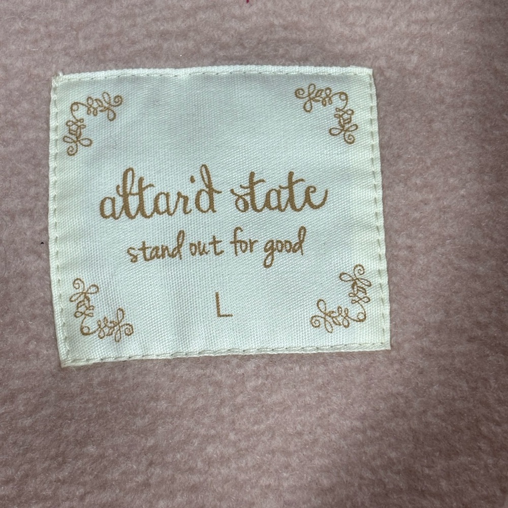 Altar’d State Women's Light Pink Button Up Cropped Fleece Jacket Size Large - Picture 4 of 9